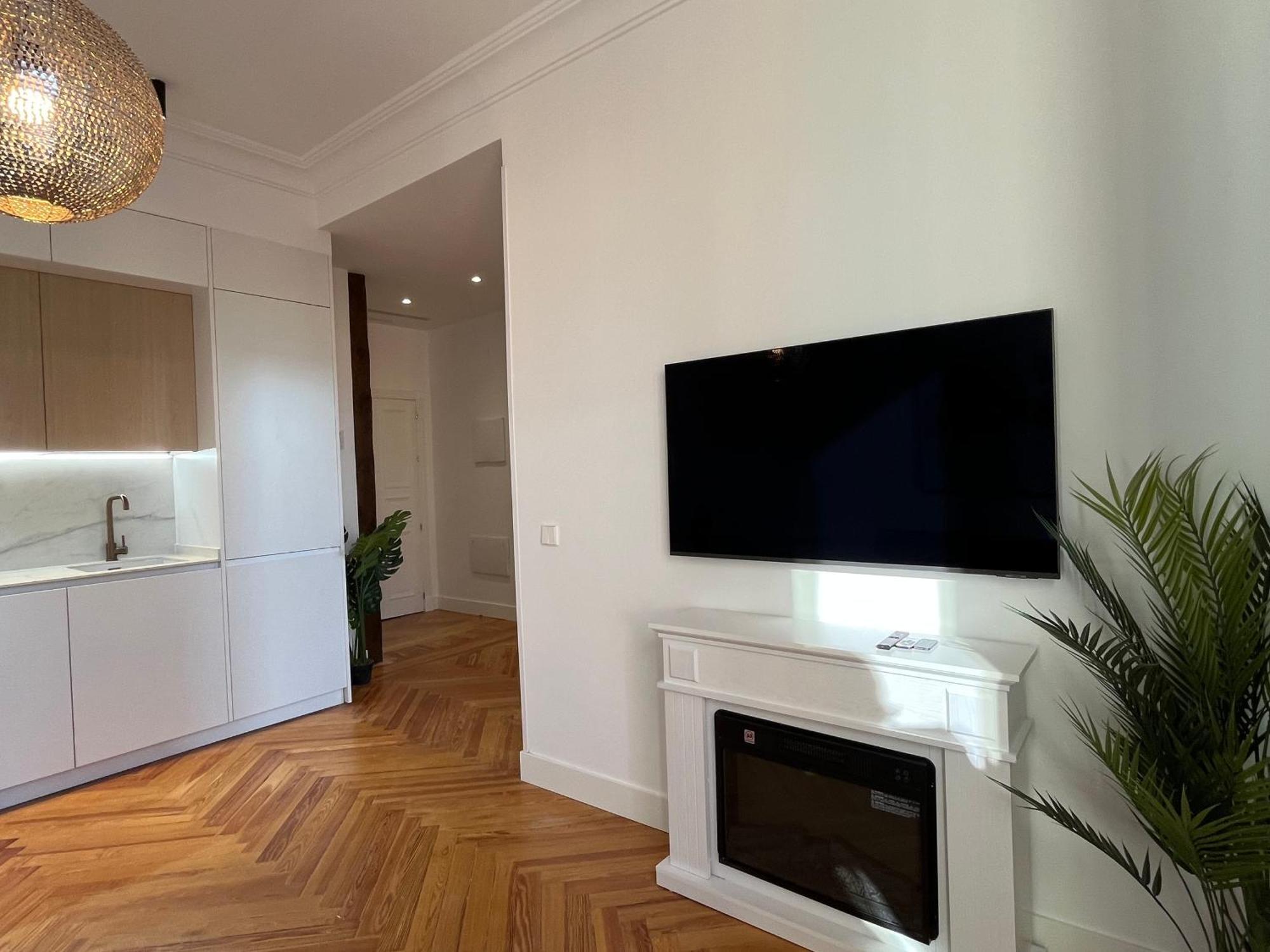 Apartamento Dplace To Be - De Lujo En Centro Historico Madrid